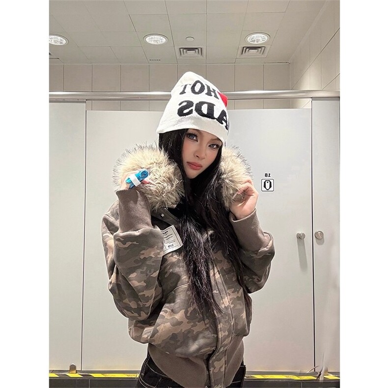 美式迷彩带毛领连帽卫衣女2025新款修身设计感开衫短外套秋图片