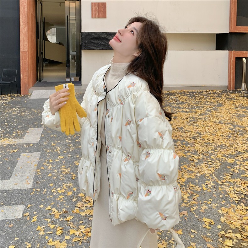 时尚圆领羽绒服女冬2025新款冰淇淋刺绣图案超火巨好看白鸭绒外套,女装羽绒服,琦鑫阁（原依鑫阁）