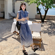 渐变蓝色翻领马甲半身裙套装2025新款女初夏巨好看独特别致两件套，女装套装/套裙，2C159