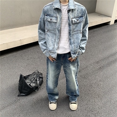 蓝色