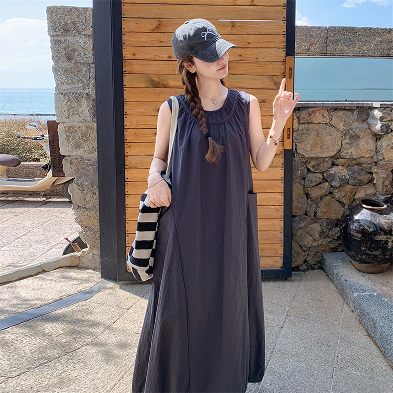 2025年夏季薄款休闲风长裙无袖圆领套头宽松腰南瓜裙，女装连衣裙，诺蝶