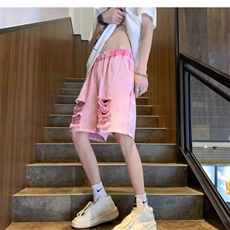 夏季粉红色破洞牛仔裤男时尚薄款松紧裤沙滩旅游多巴胺五分裤，男装牛仔裤，星座506A
