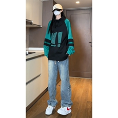 黑色