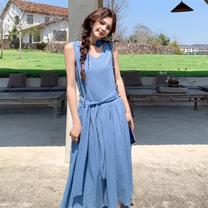 蓝色简单大方的连衣裙女夏季2025新款气质温柔风收腰显瘦法式长裙图片