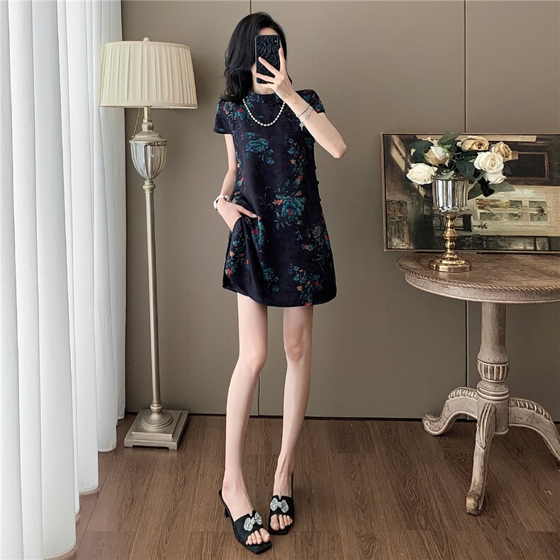 时尚气质减龄新中式套装女夏新款立领牡丹印花上衣短裤两件套,女装套装/套裙,江南