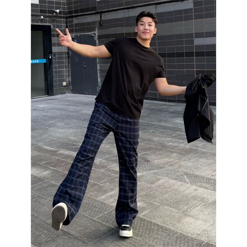 黑蓝色格子裤男女显腿长休闲运动裤美式高街直筒微喇裤图片