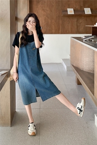 牛仔连衣裙女2025夏新款高级感时尚减龄气质显瘦拼接假两件背带裙图片