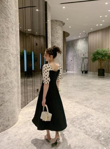 夏款袖口拼色连衣裙,女装连衣裙,U·M