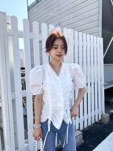 夏季新款韩版蕾丝上衣，女装，邱小姐