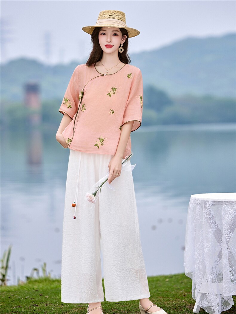 时尚洋气刺绣苎麻套装女2026夏季新款宽松遮肉显瘦阔腿裤两件套,女装套装/套裙,魅影