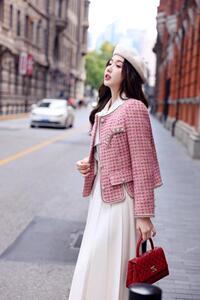90绒小香风羽绒服图片