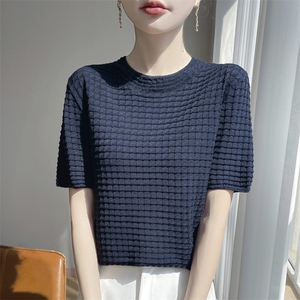 2025夏季时尚百搭修身显瘦女士圆领简约短袖图片