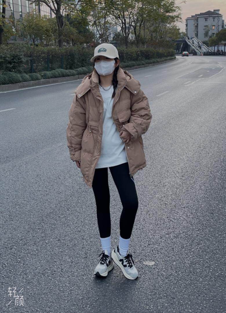 韩版收腰版羽绒服，女装羽绒服，玩美