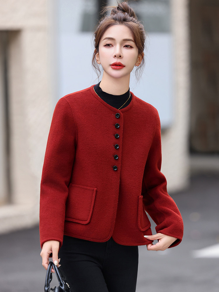 轻奢国风羽绒服女冬季2024年新款时尚洋气宽松复古撞色新中式外套,女装双面呢大衣,衣之秀