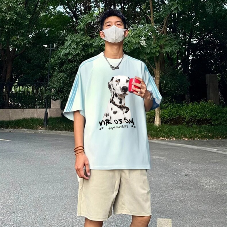 抖音得物品质二开240克宽松纯棉美式潮牌印花三条杠中性风短袖T恤,男装T恤,电商A486-1