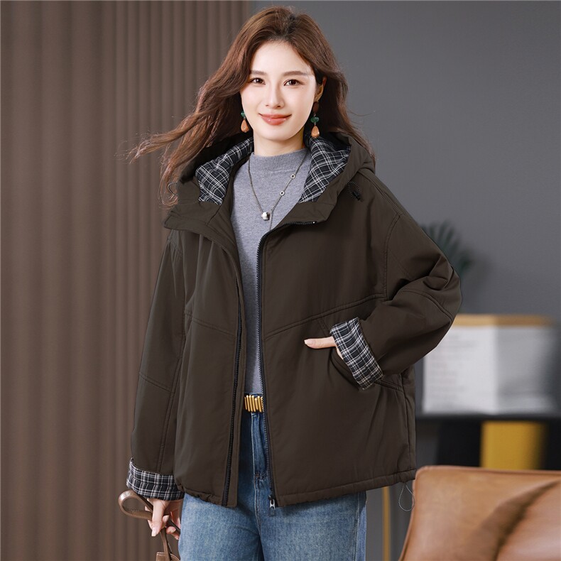 2025年冬季休闲棉服,女装棉衣/棉服,悦见她