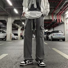 黑灰色