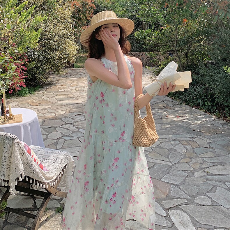 高级感海边度假扎染印花无袖露肩挂脖长裙女夏新款温柔茶歇连衣裙,女装连衣裙,浙宝305