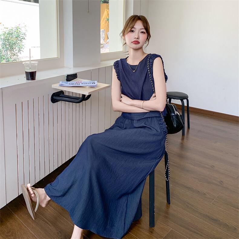藏青色松弛感一整套穿搭女2025夏季新款休闲圆领背心半身裙两件套,女装套装/套裙,秋水欣儿