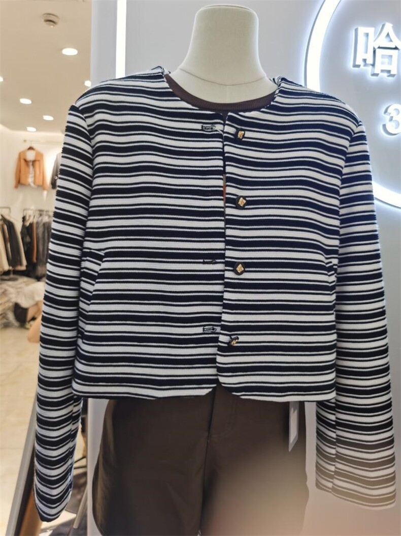 小香风俩色三码，其它，魅影菲怡