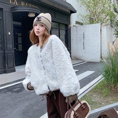 新款有货奶呼呼羊羔毛短外套2C010-2570-P185-K278，女装短外套，2C010