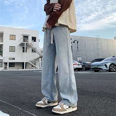 浅蓝色
