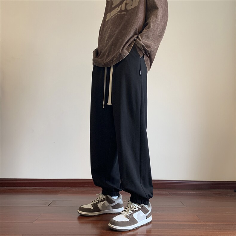 抖音直播得物2025秋冬港风新品纯色运动裤卫裤K019P45,男装休闲裤,电商042