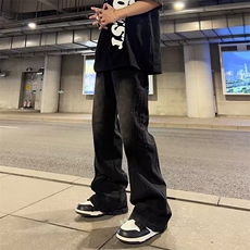 黑色