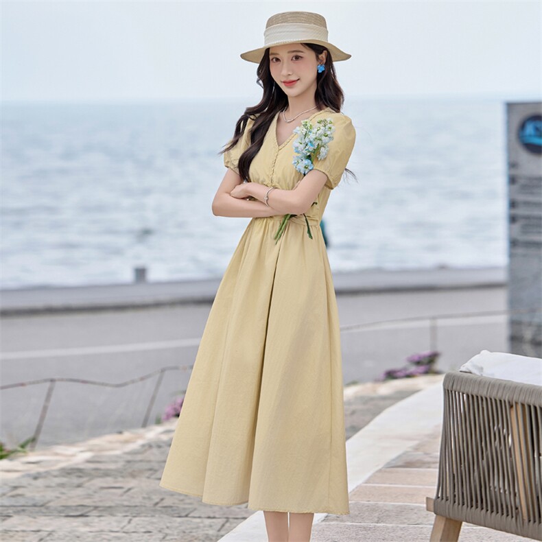 法式盐系时尚气质长裙女2024夏季款高级感显瘦泡泡袖褶V领连衣裙,商品下架区,贝蕾酷儿
