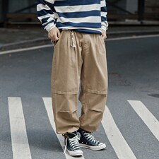 土黄色