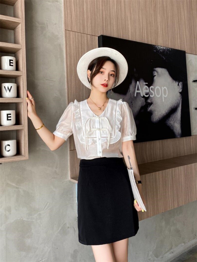 郁紫澜 HZYZL82144336