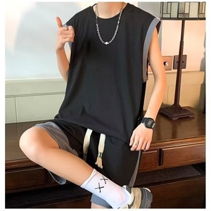 W331-P45 冰丝运动套装2025夏季男生酷帅一套休闲短裤背心两件套图片