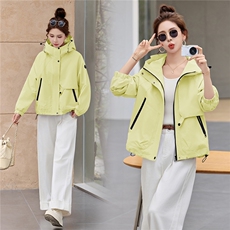 现货2026年春季连帽时尚潮流舒适休闲外套，女装短外套，歌伊格美