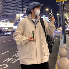 新款连帽冲锋衣夹克男港风潮流宽松休闲外套JK2306-P68，男装夹克，星座717