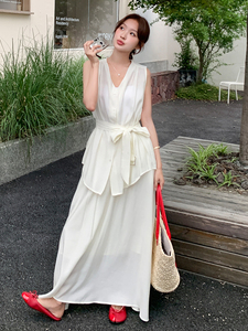 高级感御姐气质v领马甲半身裙两件套女2025夏季新款法式收腰显瘦图片