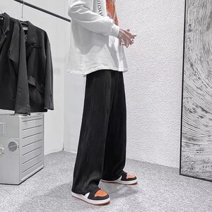 高级感纯色裤子男夏季垂感冰丝阔腿裤高街时尚潮宽松褶皱休闲长裤图片