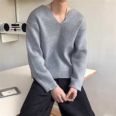 M212-P47法式大v领针织衫高级感宽松长袖卫衣男模穿搭艺术生，男装针织衫/毛衣，电商B323A
