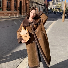 2023年秋冬季新款皮毛一体皮长款外套，女装皮草，秋水欣儿