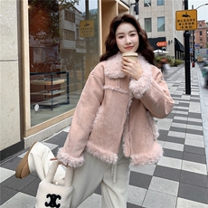 粉色皮毛一体羊羔毛外套女2025冬短款毛领夹克加厚保暖小个子减龄，女装短外套，2C236