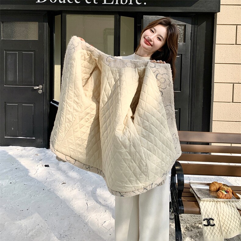 米色花朵毛呢短外套女2025年冬季新款韩系超好看甜美加厚呢子大衣,女装毛呢外套,2C056