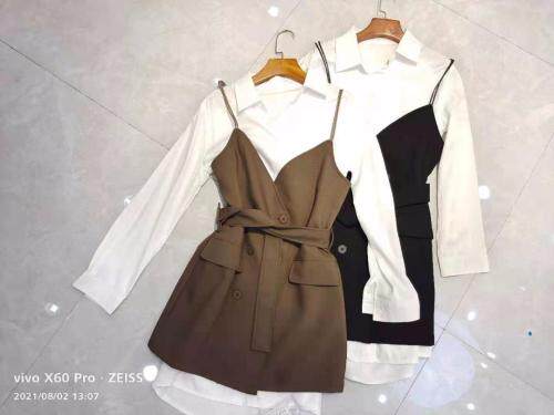 【现货】秋季新款双排扣两件套，其它，名依人