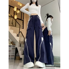 藏青色