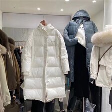 羽绒服大王90白鸭绒，女装羽绒服，ANRUILA