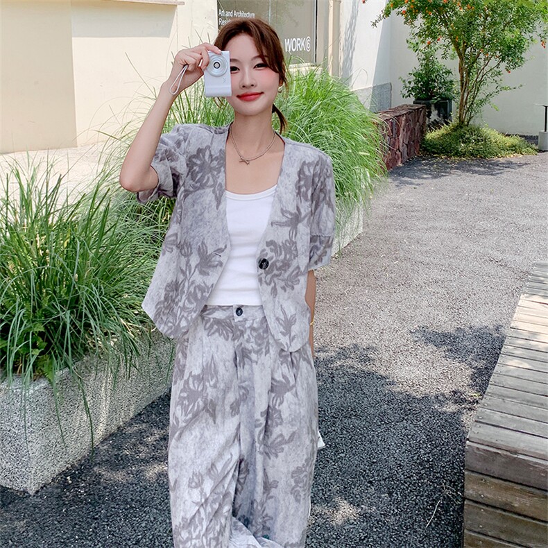 现货高级感数码印花套装1D066-5051-P175-K255,女装套装/套裙,1D066-1