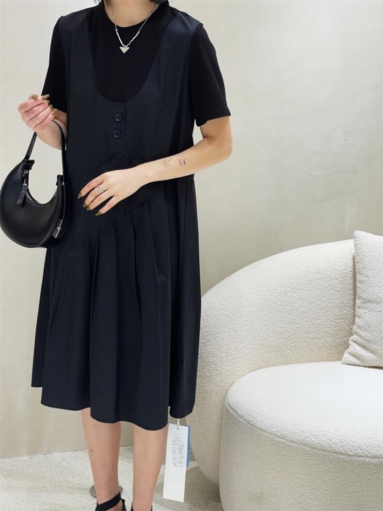 拼接假两件连衣裙，女装连衣裙，雷洛奇丽