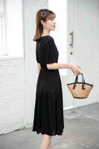 （现货）连衣裙，女装连衣裙，伊娜蕾尔