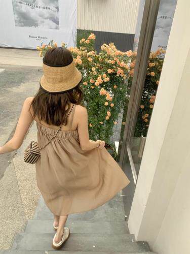 新款设计感链条??天丝吊带连衣裙，女装背心吊带，UPUP