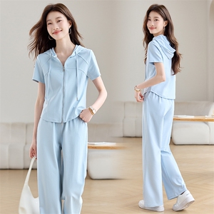 时尚休闲运动服套装女2025夏季新款连帽短袖T恤阔腿直筒裤两件套图片