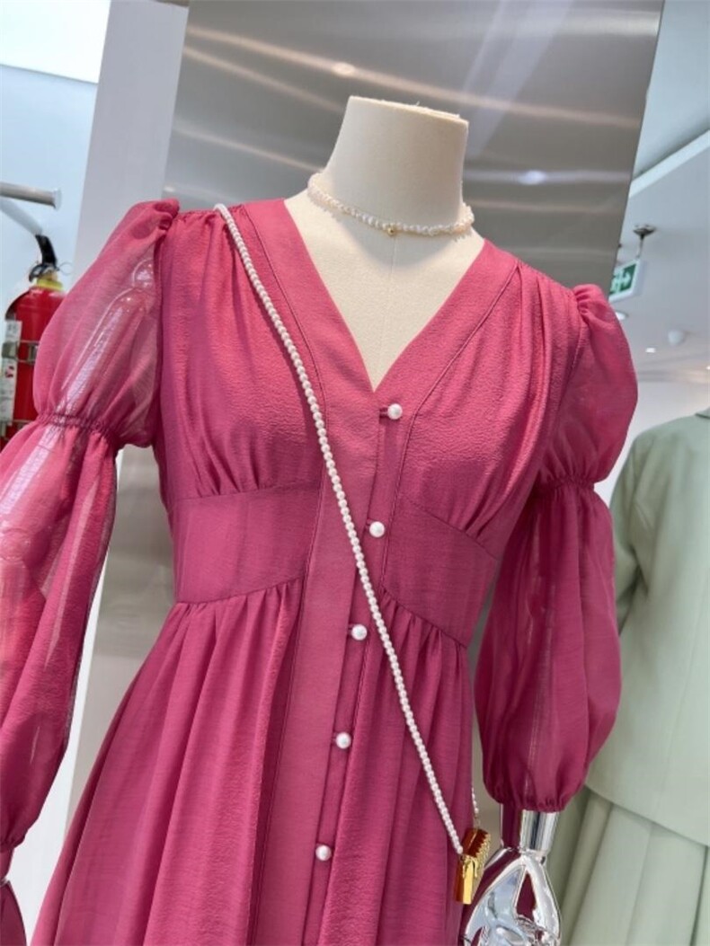 2022夏季新款连衣裙,女装连衣裙,monica.m