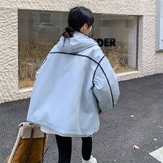 高级感超好看蓝色短款连帽工装派克羽绒服女冬2024新款时尚厚外套，女装羽绒服，2C129
